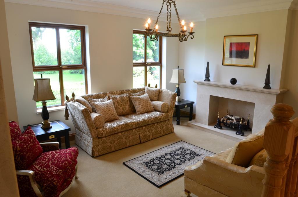 Гостевой дом Llwyn Helyg Country House Кармартен Экстерьер фото